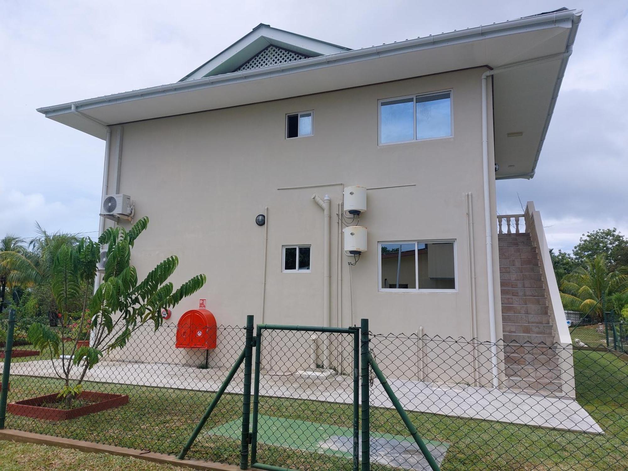 Blue Sky Self Catering Leilighet Grand Anse  Eksteriør bilde