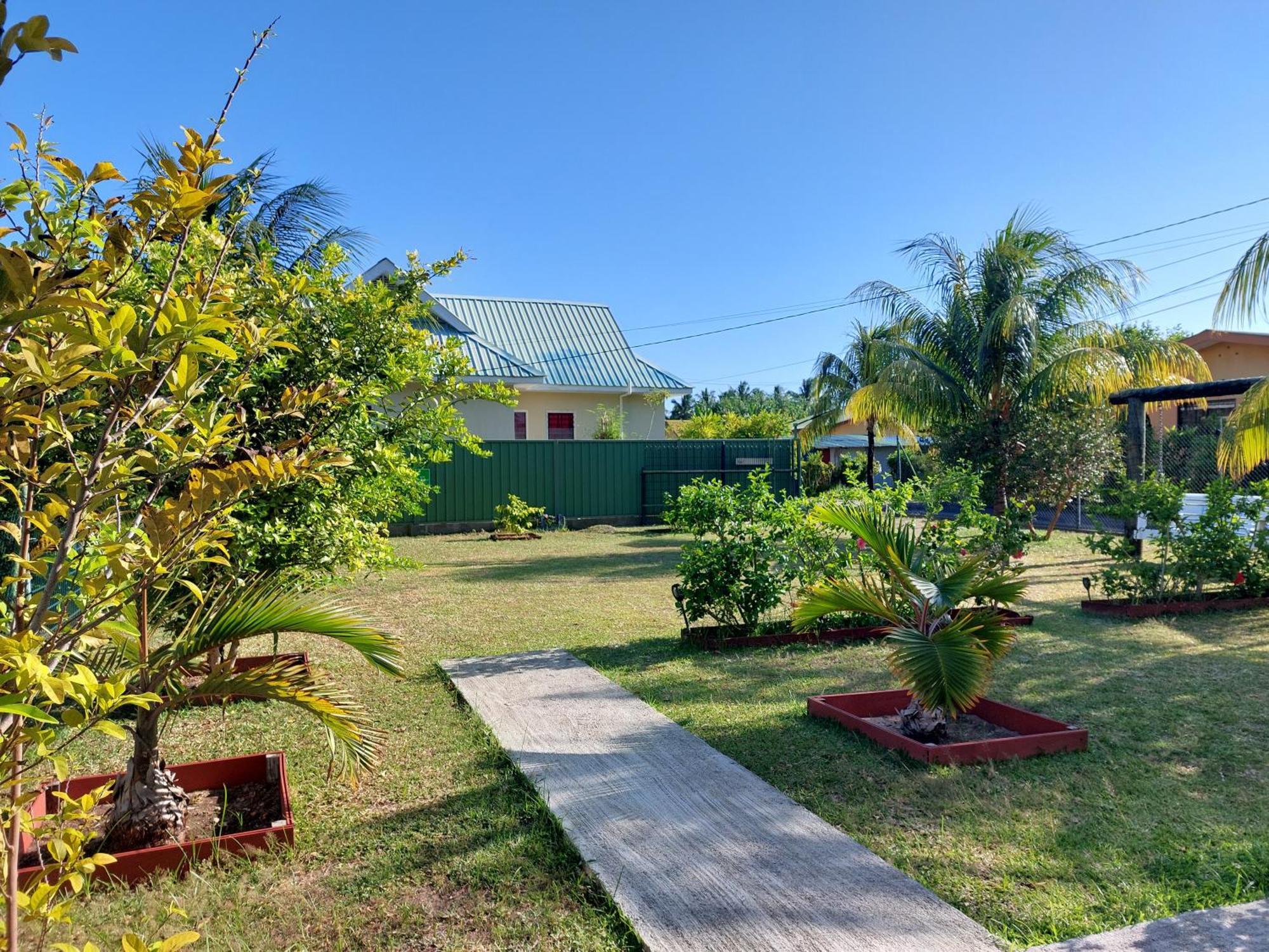 Blue Sky Self Catering Leilighet Grand Anse  Eksteriør bilde